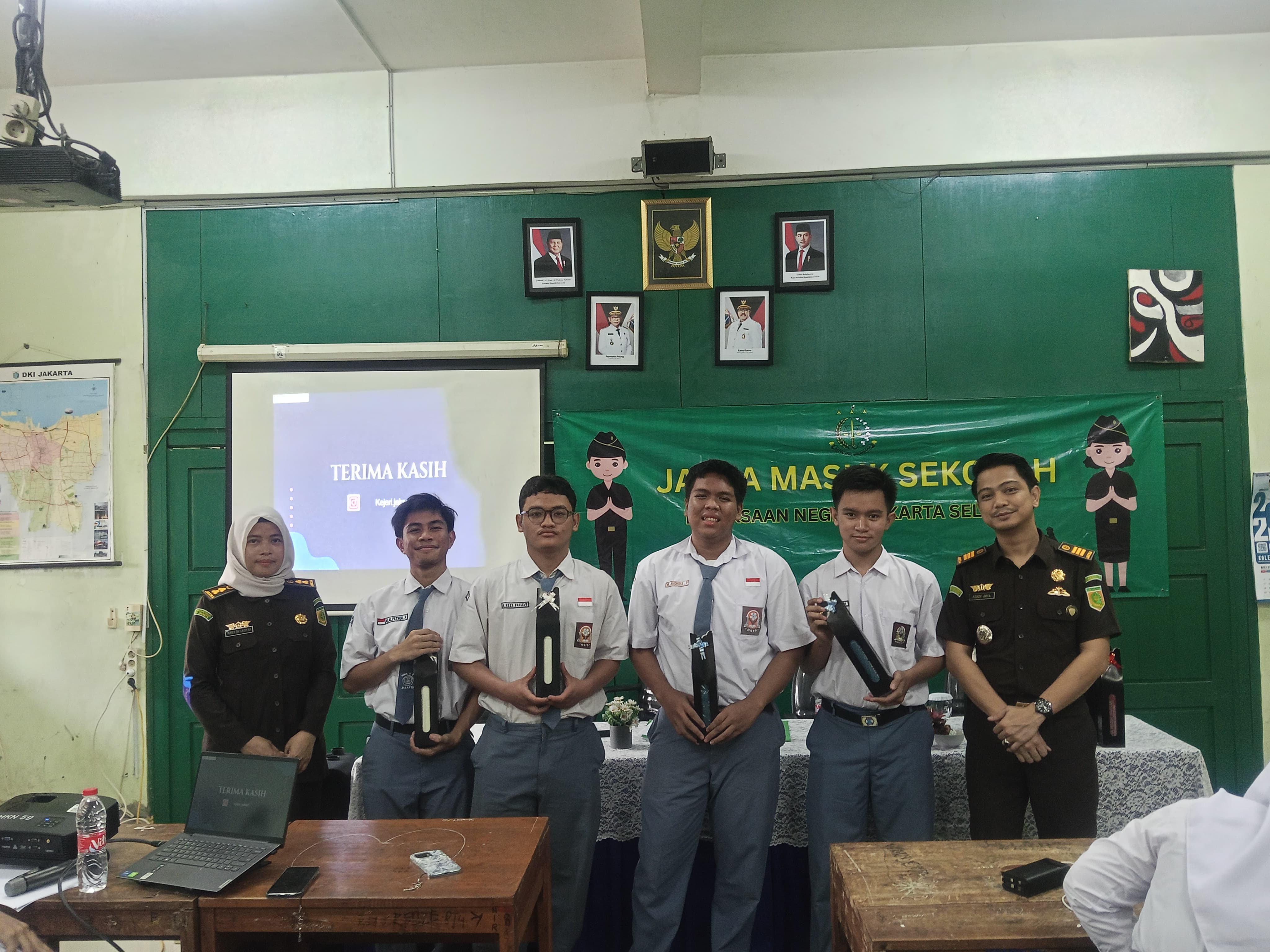 Gedung Sekolah SMA 1 PURWAKARTA